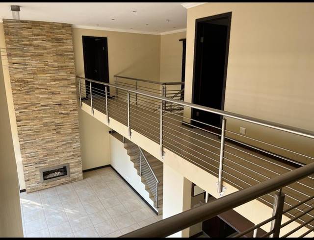 4 BEDROOM HOUSE FOR SALE IN CHROOM PARK